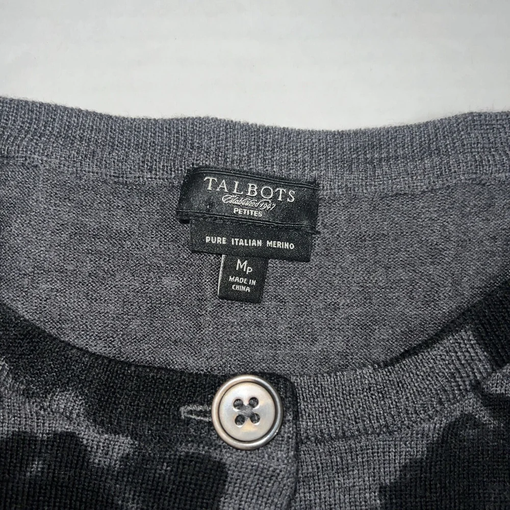 Talbots Size Mp Gray Black Floral Print Merino Wool 3/4 Sleeve Cardigan Sweater